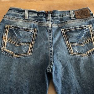 Ariat Jeans- Detailed stitching!